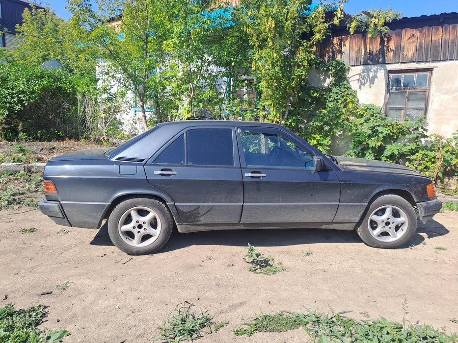 Продам Mercedes 190