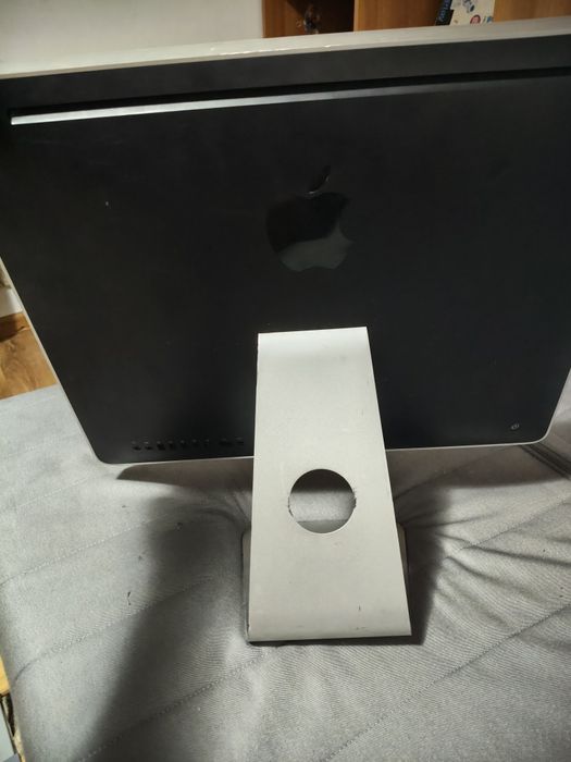 Vând Apple iMac 17.1 late 2015