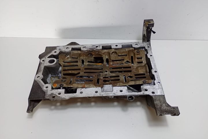 Baie ulei 2.7 tdi 4H2Q6U004FA Land Rover Range Rover Sport prima gene
