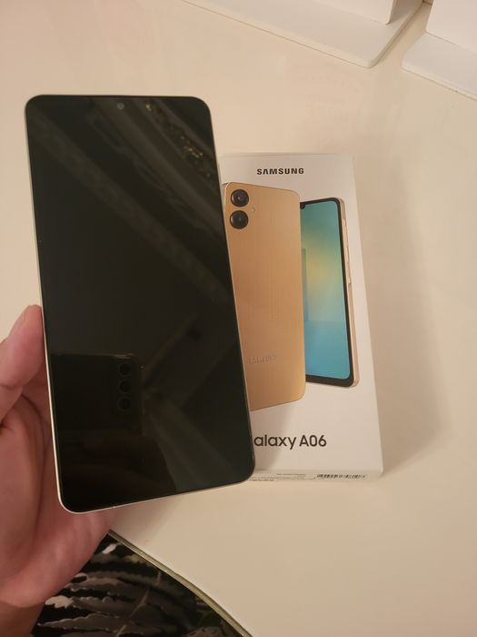 Samsung Galaxy A06 золотистый