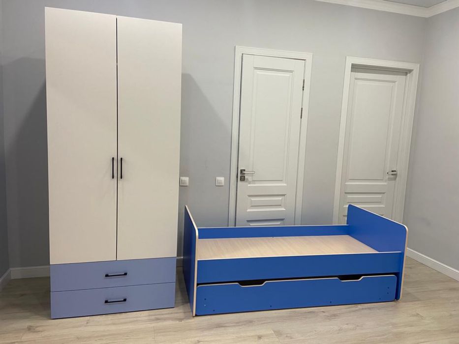Продам детский шкаф+кровать