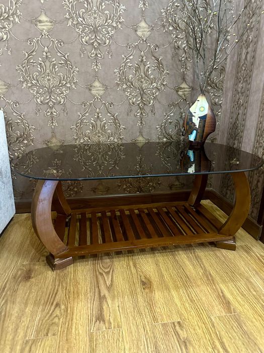 Продам журнальный столик