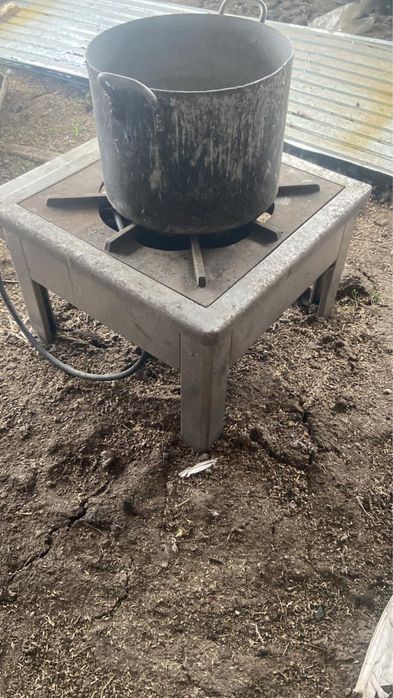 Газ плита напольная большая