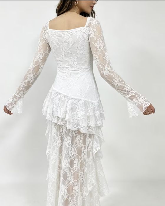 Платье белое, размер хс