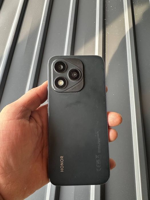 Honir 400 lite 8/256