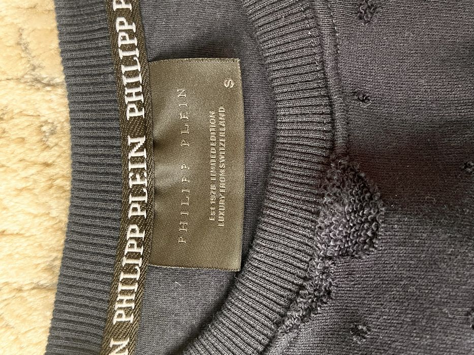 Продаю кофту PHILPP PLEIN