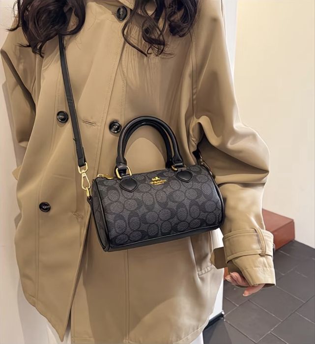 Женские сумки coach