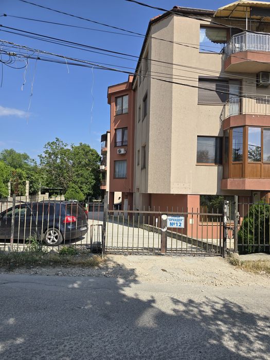 Подземно паркомясто под наем