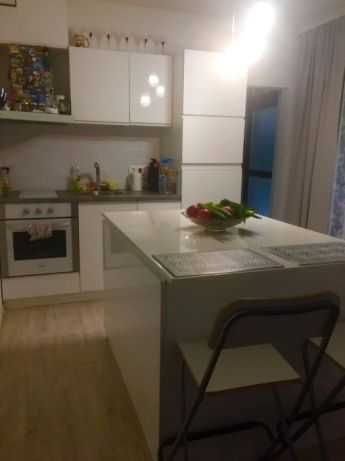 Дава се под наем Двустаен апартамент в Бургас, Лазур - 79 кв.м за 300 € - Снимка #4