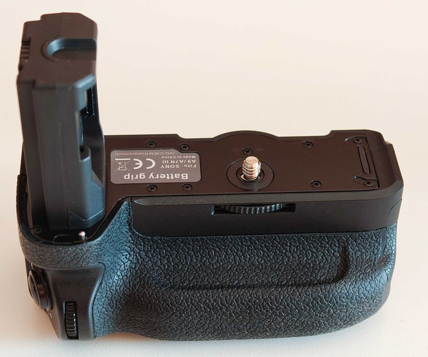 Sony A7III vertical grip - ca nou