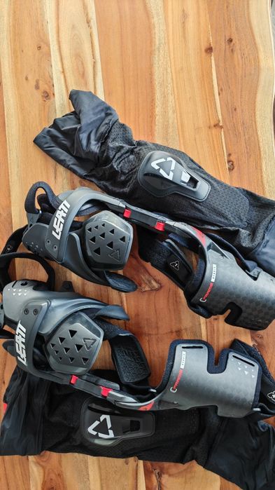 Orteze Leatt C-Frame Hybrid Black