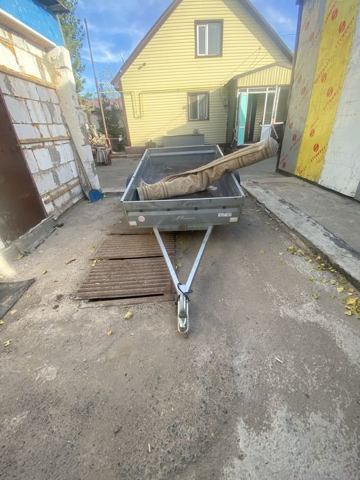 продам прицеп новый