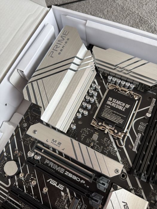 Placa de baza Asus Prime Z690-p DDR5