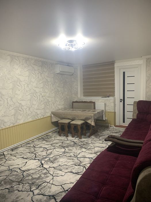 Kvartira sotiladi 2-xonali