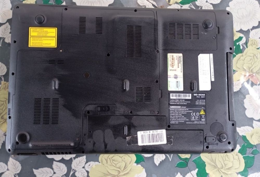 Laptop Medion Akoya i3