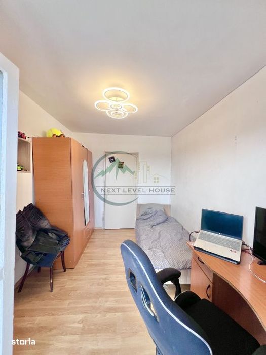 Apartament 3 camere, decomandat