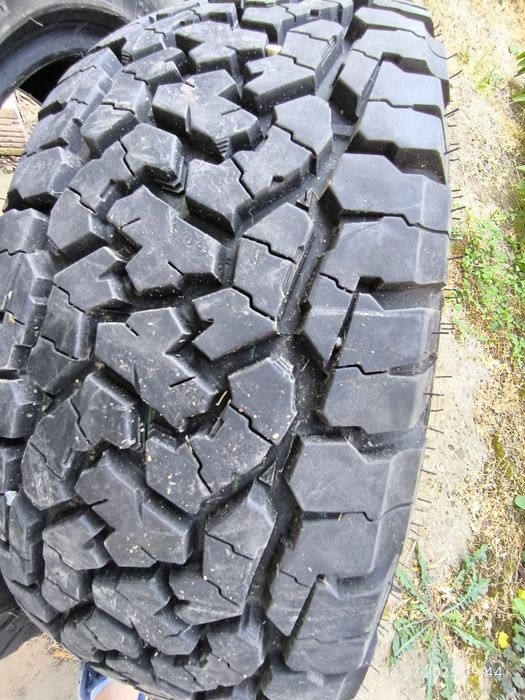 Гуми ол терен 2бр. За Дачия Дъстър.