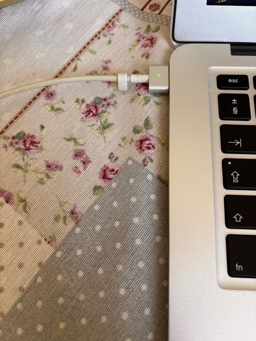 MacBook Air 13-inch 2014