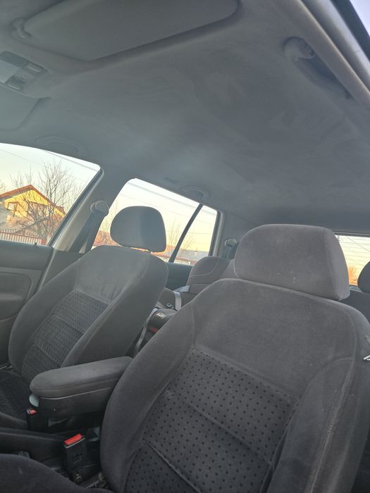 VOLKSWAGEN Golf 2002 — imagine 4