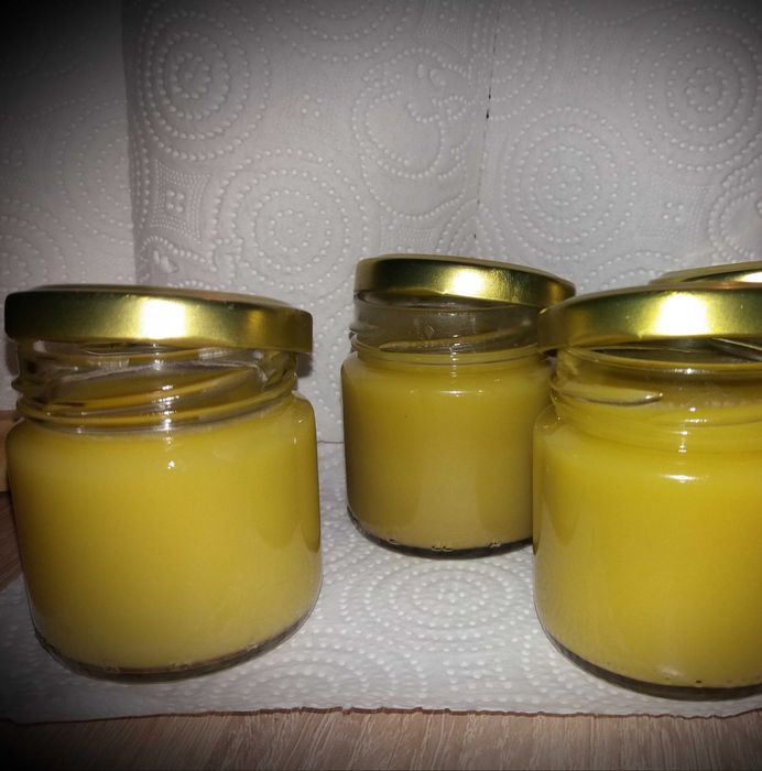 Домашен мехлем от мас и невен - 100 грама.