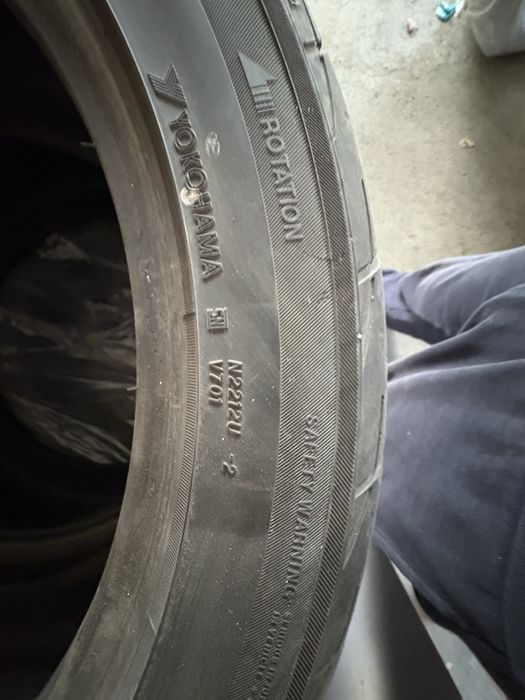 Yokohama Advan 245 45 R18 100W шины