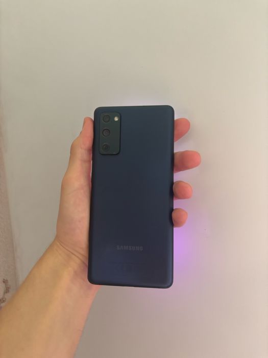 Samsung Galaxy S20 FE 128gb.