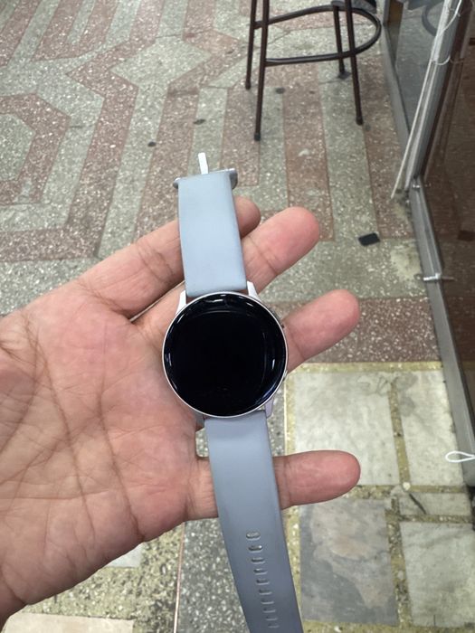 Продам часы Galaxy Watch