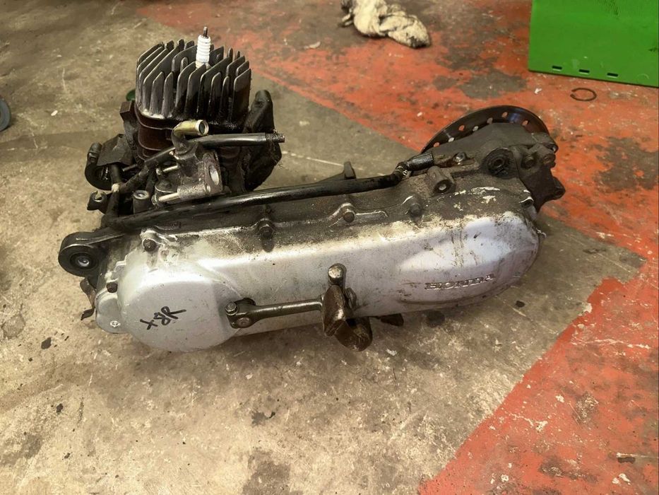 Honda X8R 2 такт 50cc – 2006 - НА ЧАСТИ