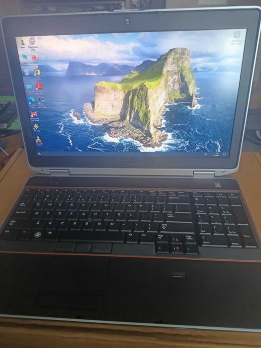 Лаптоп Dell Latitude E6520