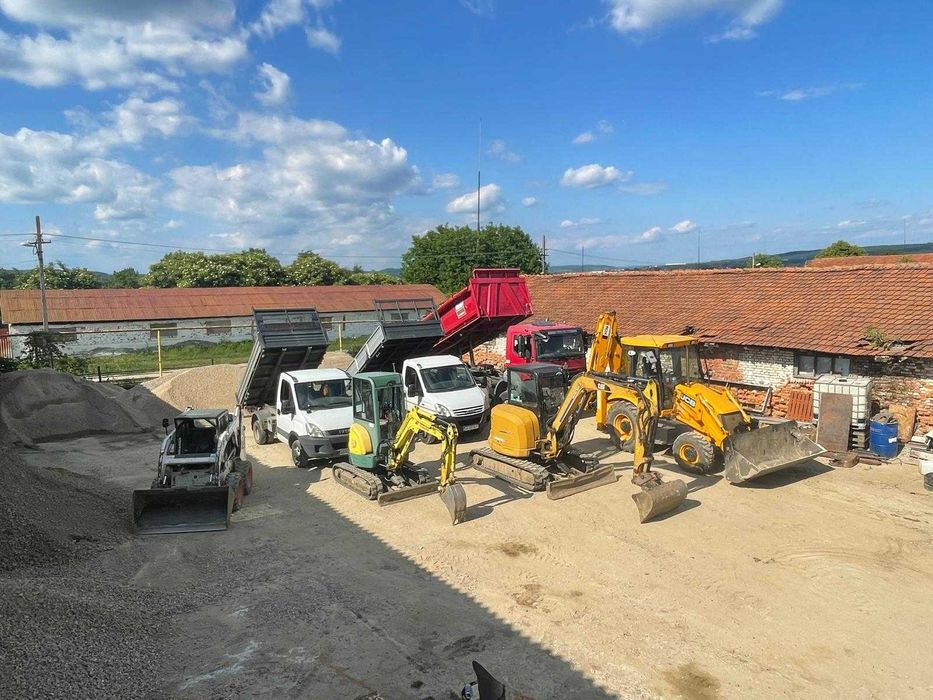 Închiriez buldoexcavator/ miniexcavator/ bobcat cu picon/ compactor