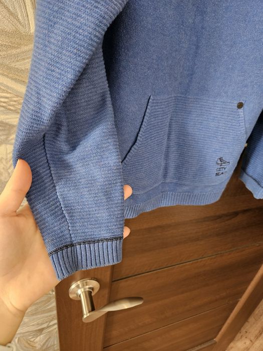 Свитер 2000тг мальчик