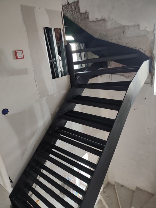 Укрепване и усилване на плочи по проект,метални конструкции,стълби