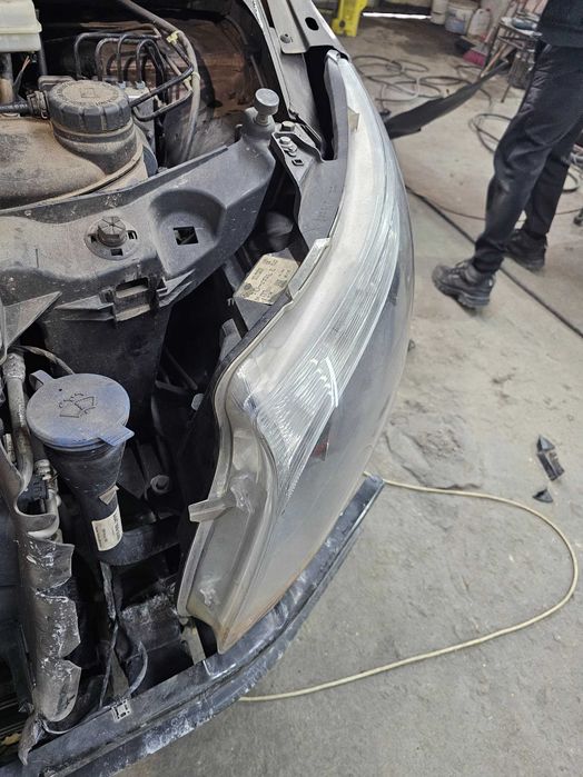 Фар за Mercedes Vito w447