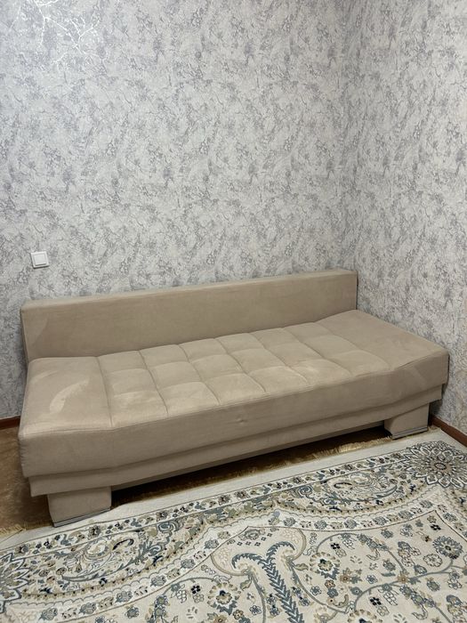 Продам диван бу .