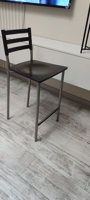 Качественный стильный барный стул