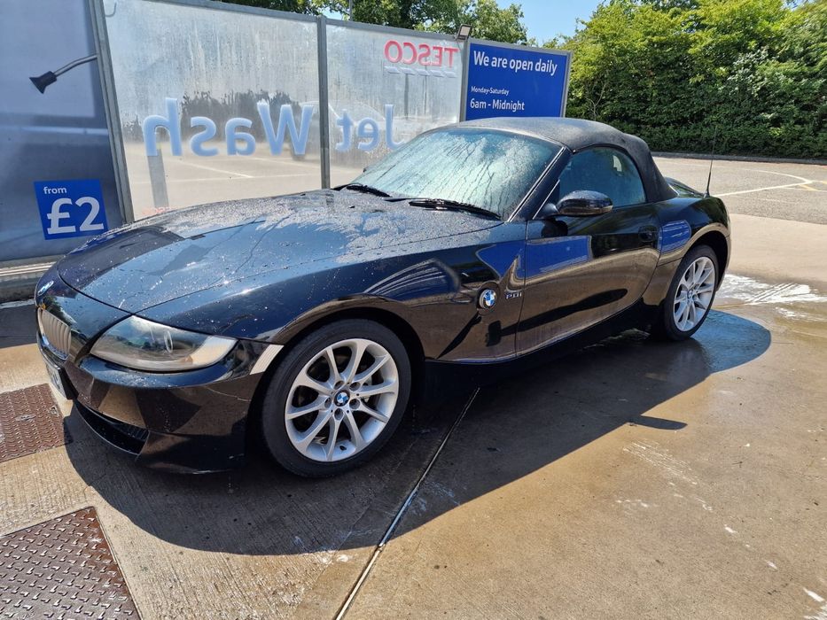BMW Z4 2.0 i perfecta stare de funcționare  ( volan dreapta)