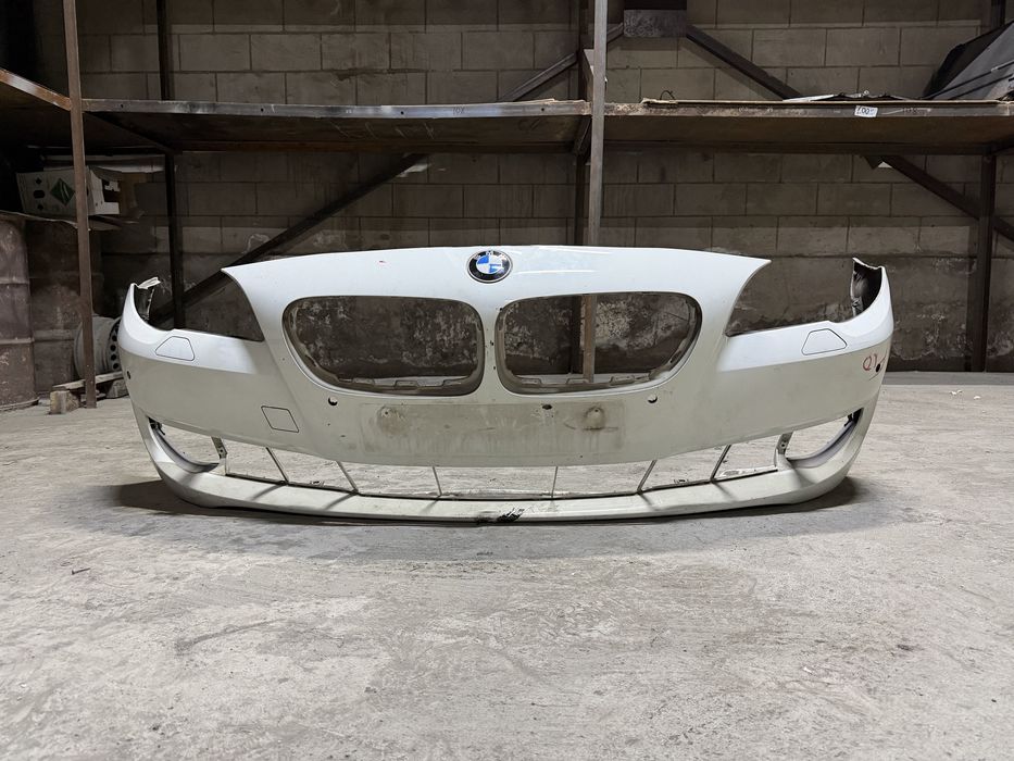Передний бампер BMW 5 Series F10 (привозной)