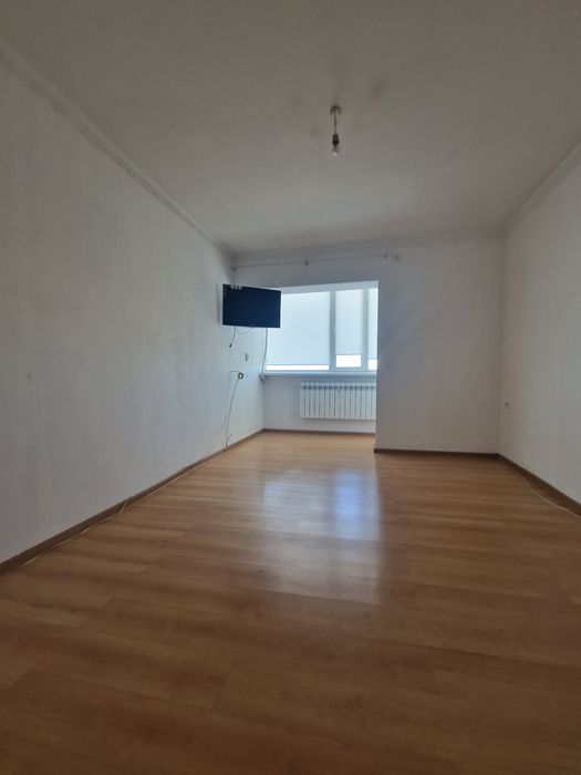 Продам 2 кв 71квм по Молдагуловой