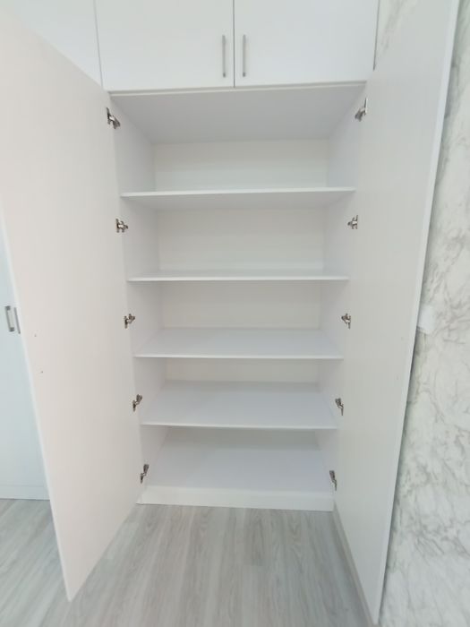 ВОДИЙ МЕБЕЛ гардин хавус олдида