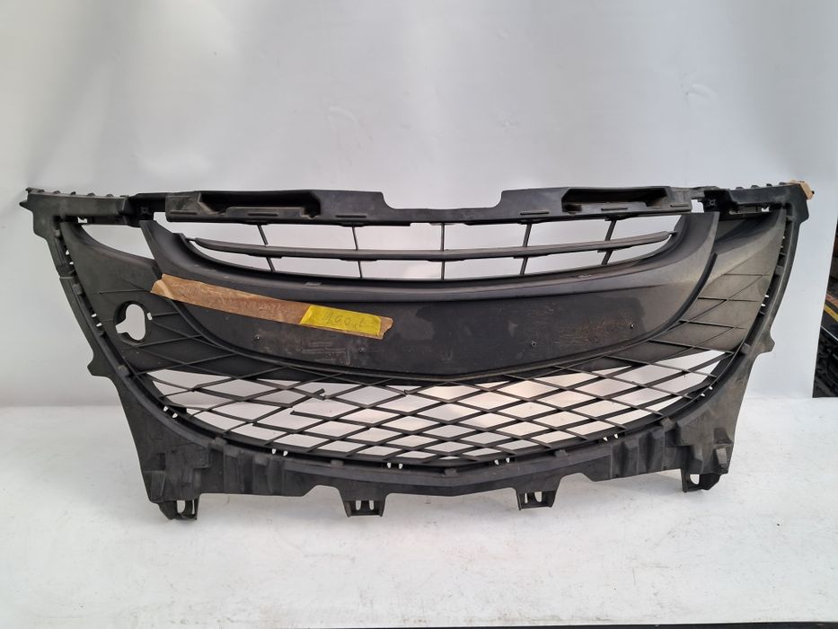 Централна решетка грил Mazda 3 2009/2017г