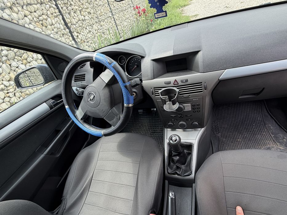 OPEL Astra 2004 — imagine 3