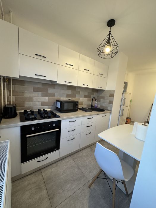 Garsonieră decomandată de închiriat – Brazda lui Novac, 350€, 35,6mp
