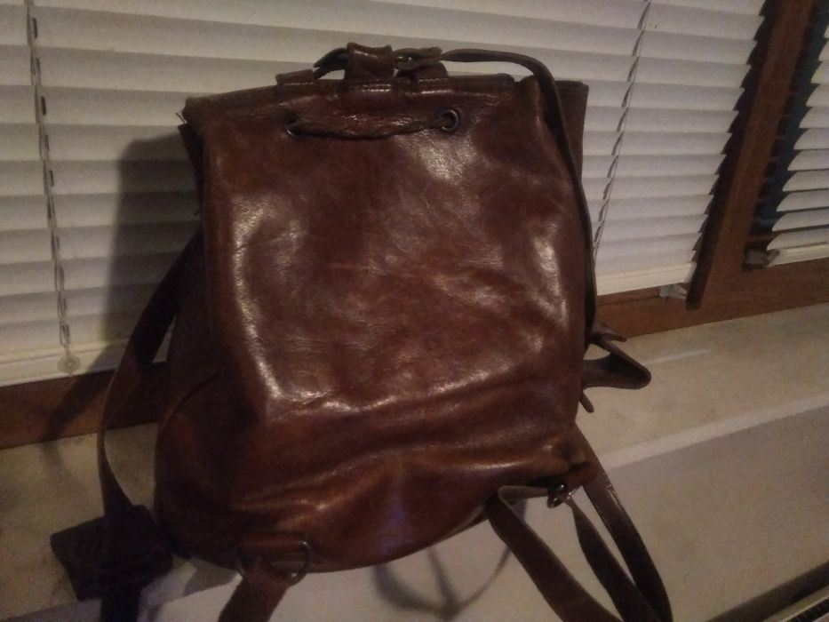 Раница от 100%естествена кожа