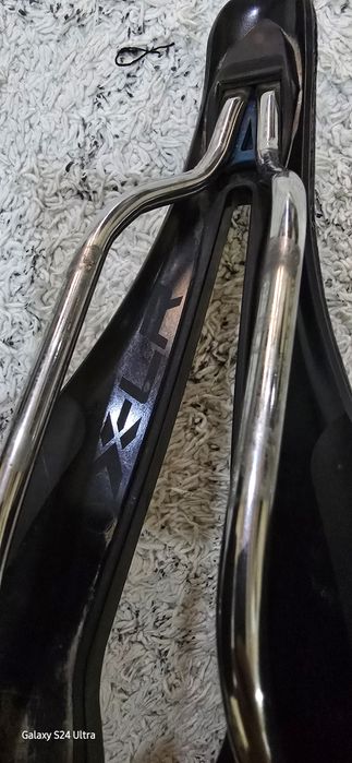 Седалка selle Italia SUPERFLOW XLR 198грама.