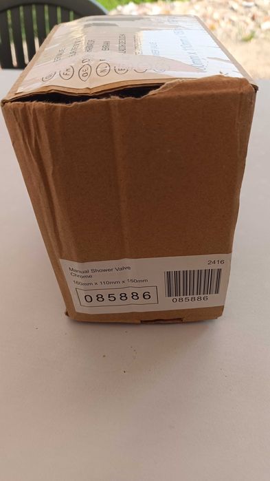 Set robinet/valvă de duș cu montaj în perete – Nou, cu instrucțiuni