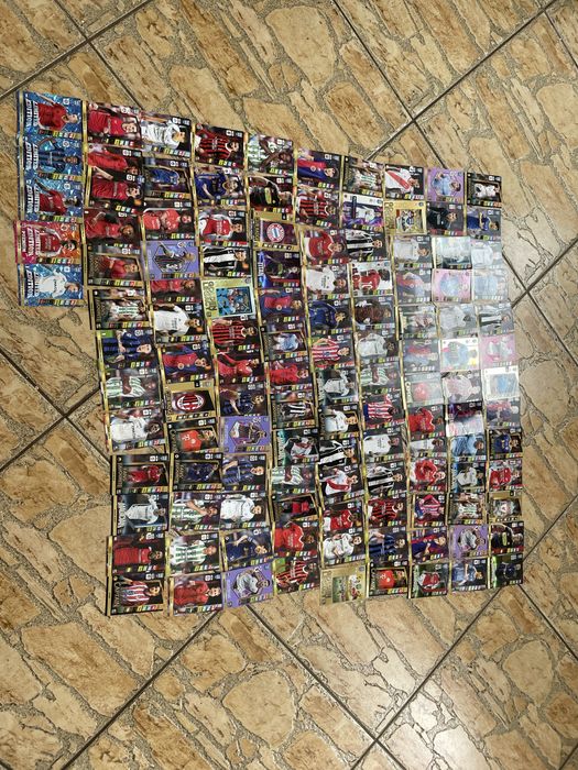 Vand cartonase de fotbal