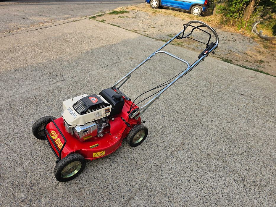 СамоХодна Косачка KUBOTA 6.к.с. 2.Скорости. Като НОВА