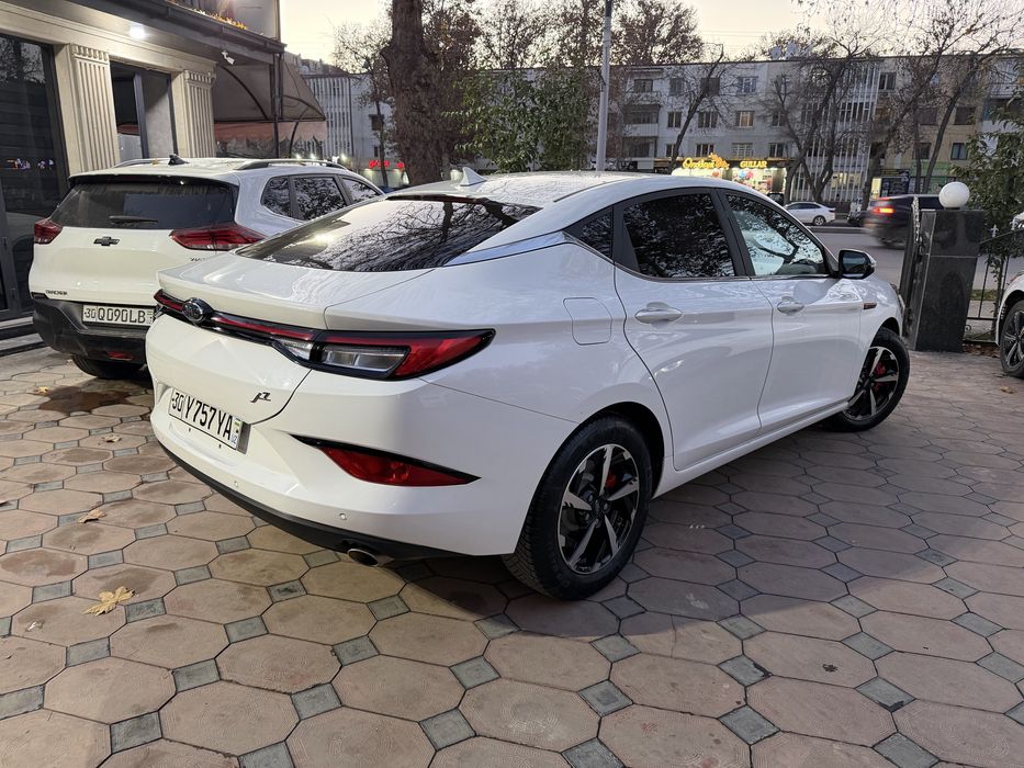 Jac J7 Xolati A’lo