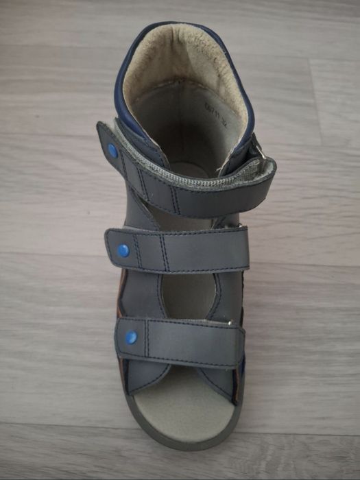 Продам  ортопедический обувь