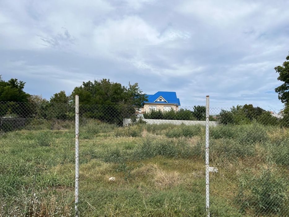 Teren intravilan 1720 mp - vânzare integral / loturi (factură)